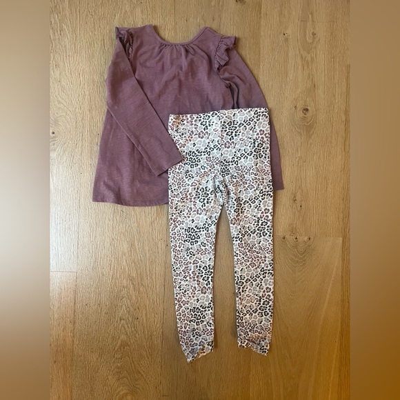 Tahari Kids Ruffled Long Sleeve and Leopard Pants - Picture 6 of 6